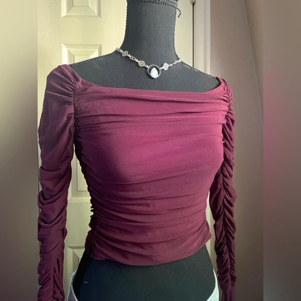 Women's Off-Shoulder Ruched Long Sleeve Top - Wine